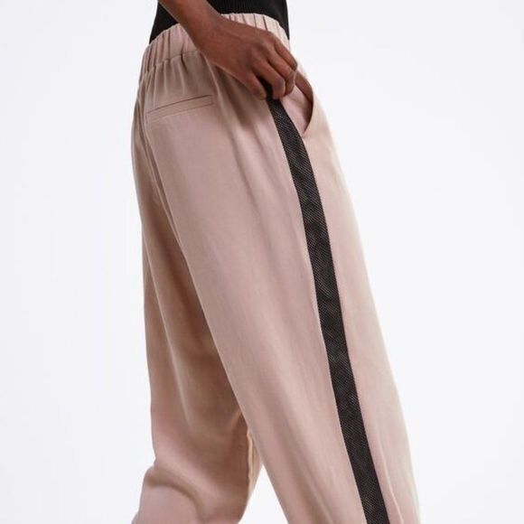 Zara JOGGING PANTS WITH SIDE‎ STRIPE PINK CROP ANKLE WOMENS SIZE XS POCKETS - Picture 1 of 9